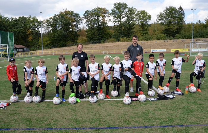 Die Eintracht Fußballschule kommt nach Taunusstein-Neuhof Die Eintracht Fußballschule kommt nach Taunusstein-Neuhof