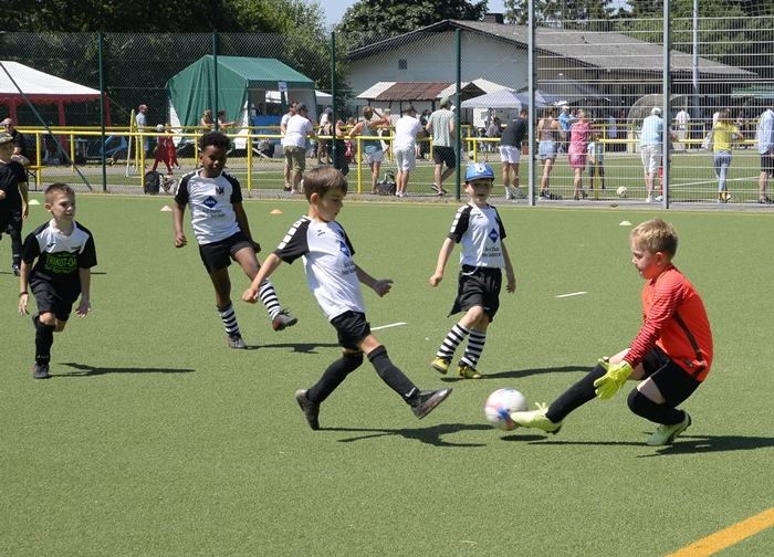 Familiäre Atmosphäre beim KickMit-07-Cup 2023