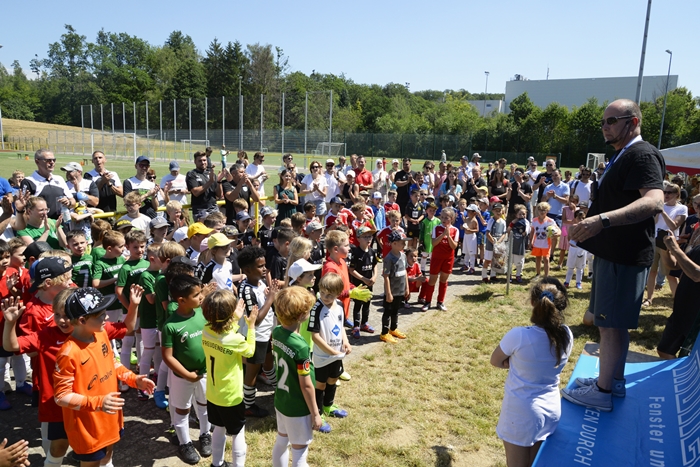 Familiäre Atmosphäre beim KickMit-07-Cup 2023